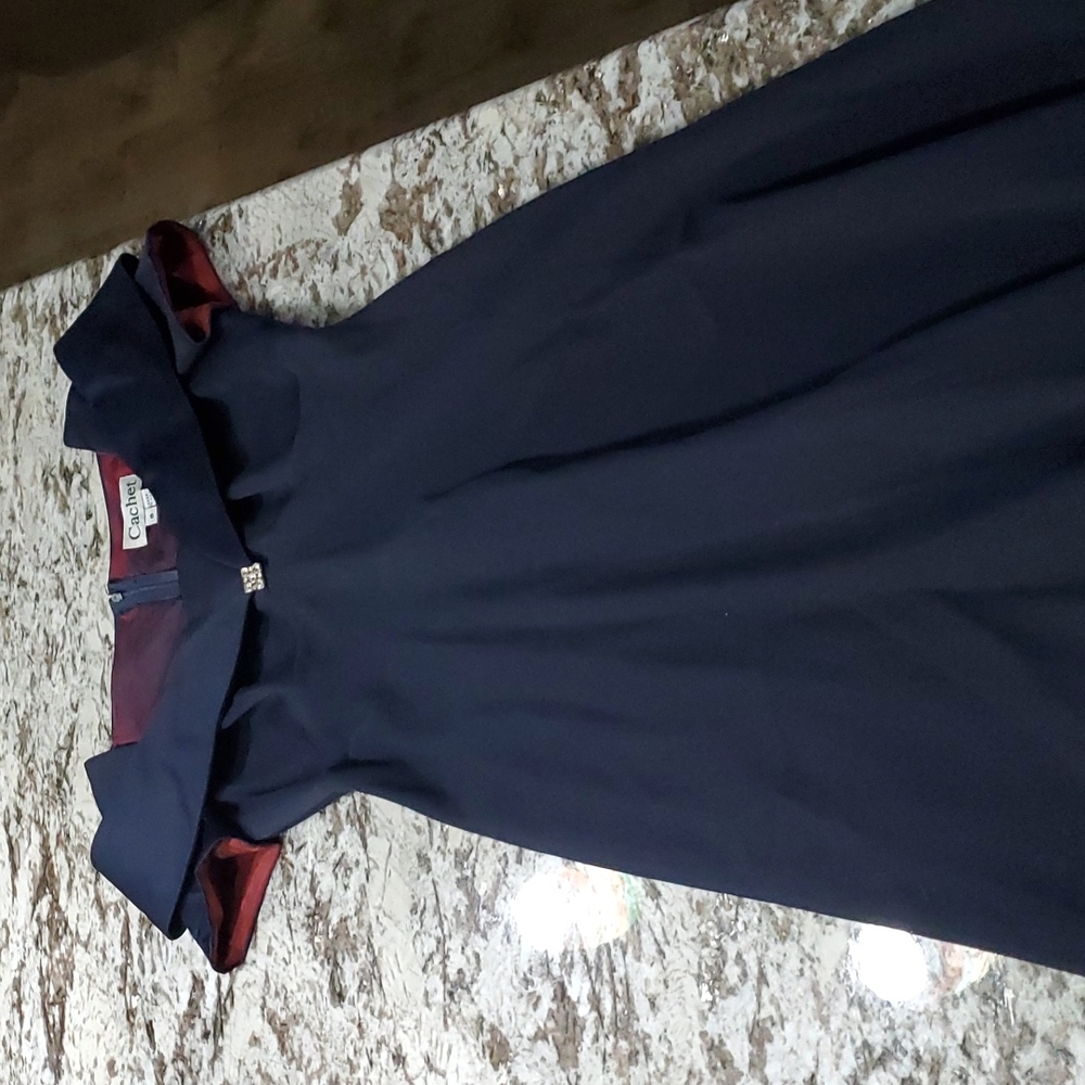 Dress - Picture 2 of 2